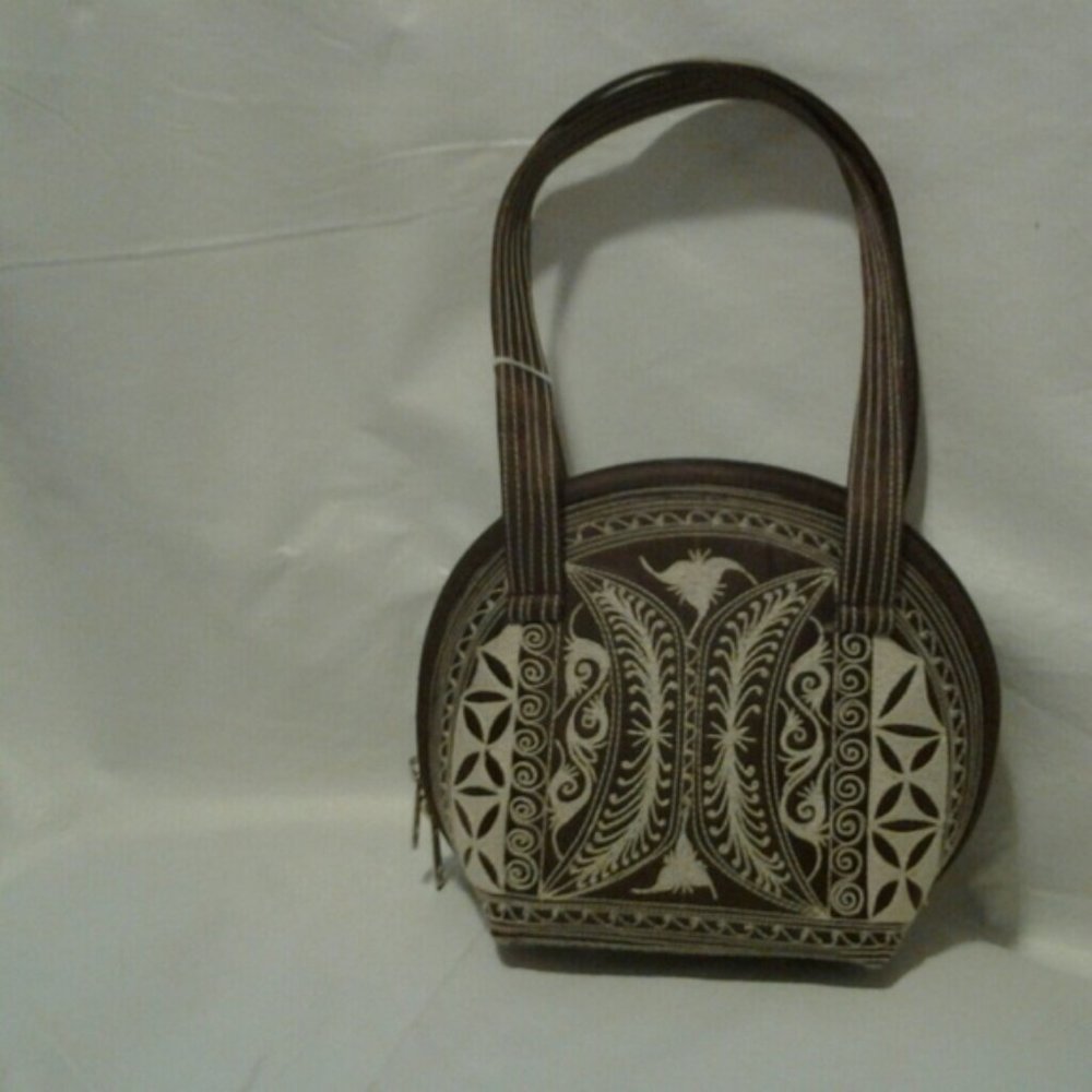 Laga handbag Pagi